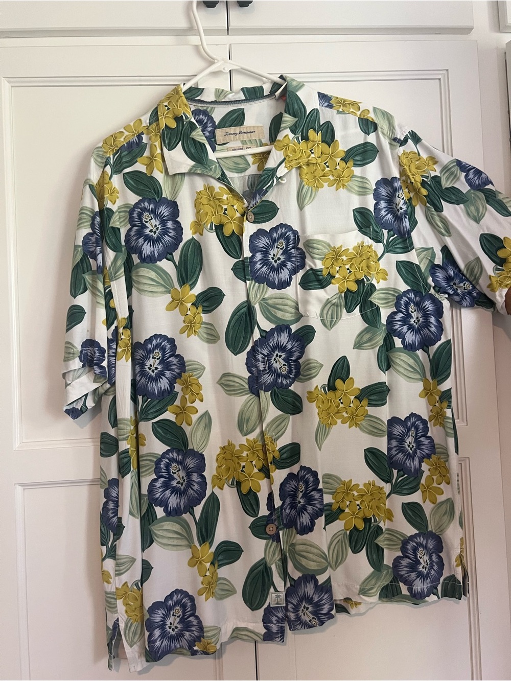 Tommy Bahama White Floral Short-Sleeve Button-Down Shirt - Blue & Yellow